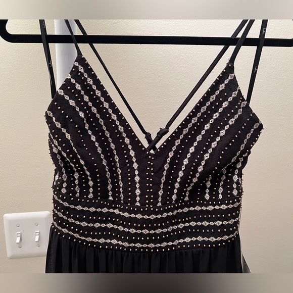 NWT Lulu’s Glamorous Gala Black Embroidered Maxi Dress - Picture 3 of 11